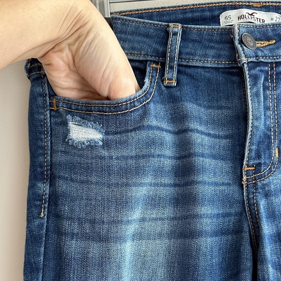 Hollister Women's Blue Distressed Straight Leg Jeans 5S (Short), W7 L30 - Picture 6 of 16